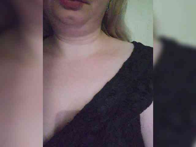 Honey-Alexa webcam