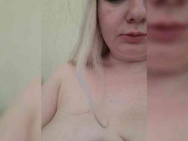 Honey-Alexa webcam