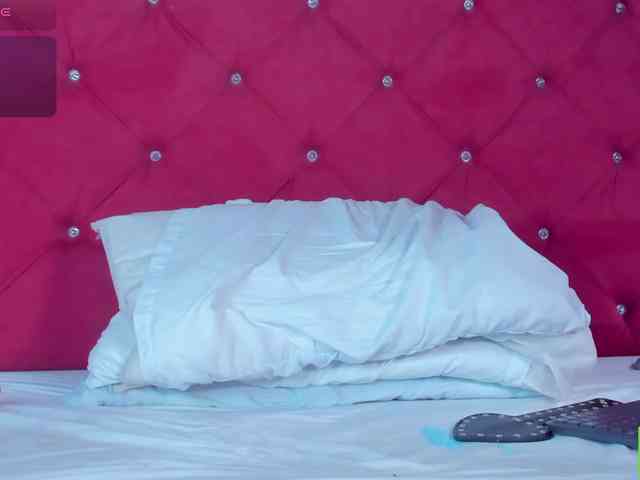 Eris-Rose webcam