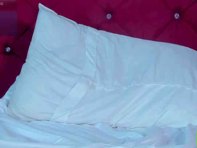 Eris-Rose's webcam live show