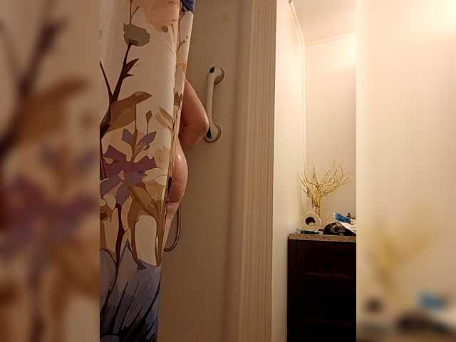 Meowzers7771's BongaCams show and profile