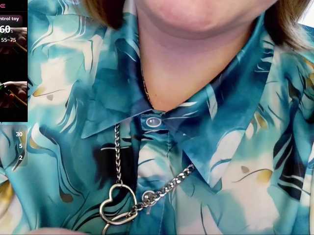 anya1010's BongaCams show and profile