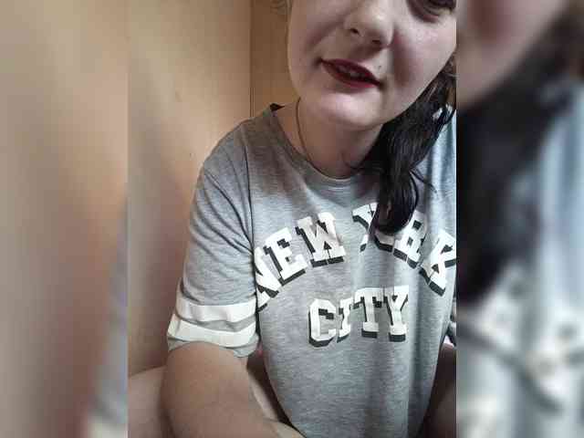 Kamila1122 webcam