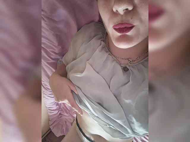 Kamila1122 webcam
