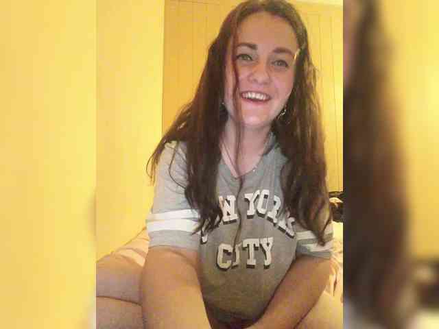 Kamila1122 webcam