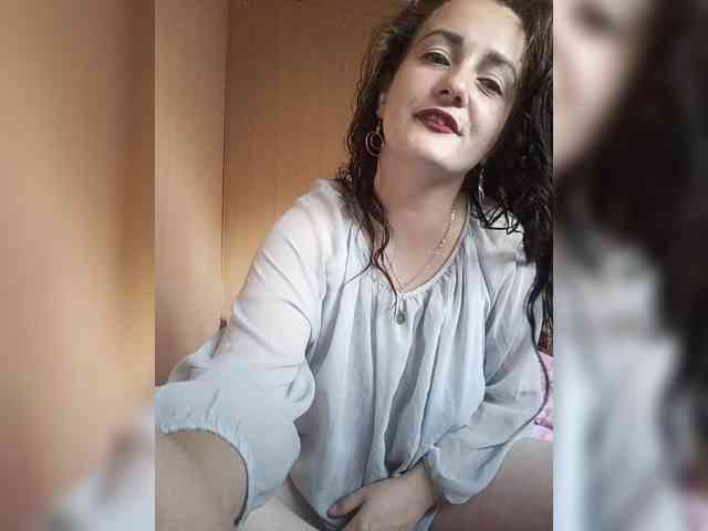 Kamila1122 webcam