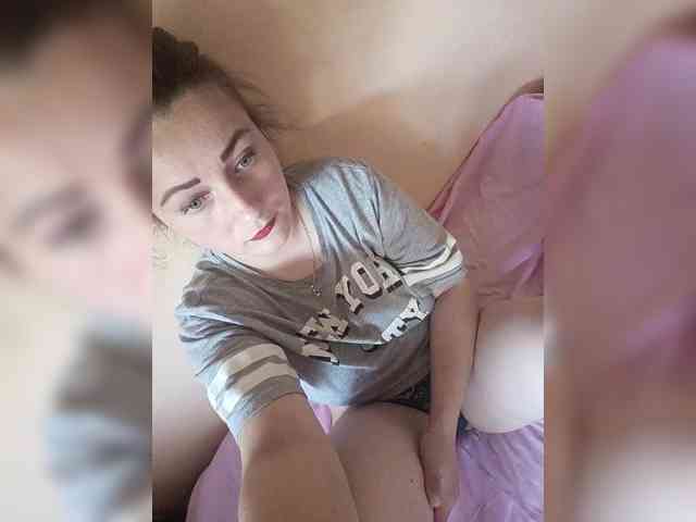 Kamila1122 webcam