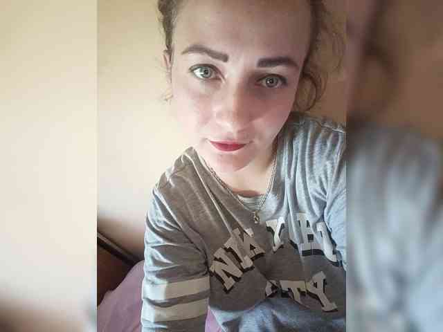 Kamila1122 webcam