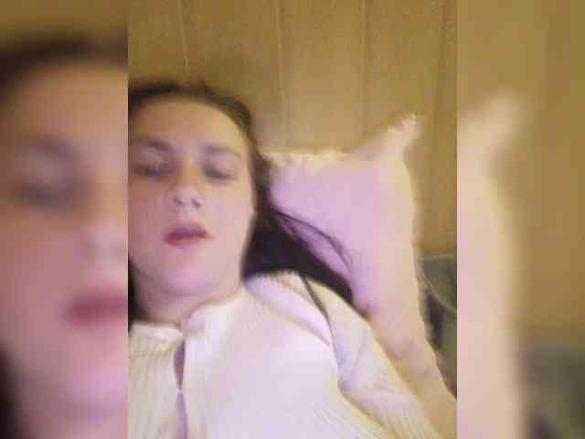 Kamila1122 webcam