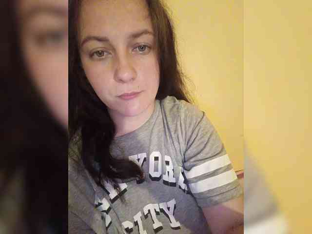 Kamila1122 webcam