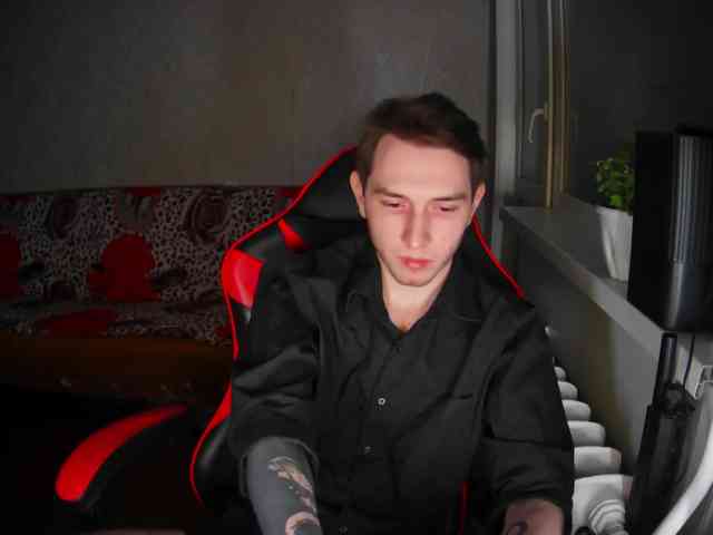 Roberrtt1 Live Webcam on BongaCams