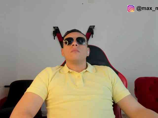 MaxMara-BigCock Live Webcam on BongaCams