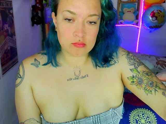 ElectricSapphire webcam