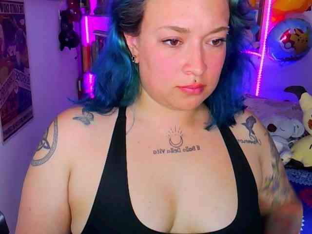 ElectricSapphire webcam