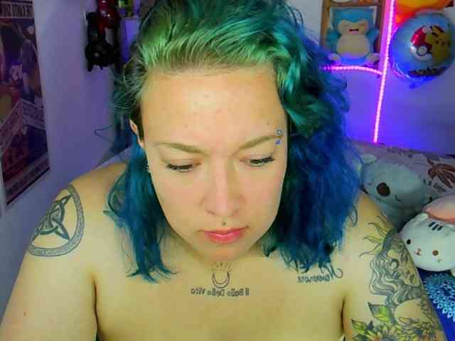 ElectricSapphire webcam