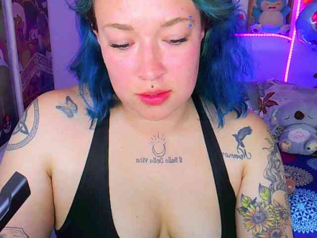 ElectricSapphire webcam