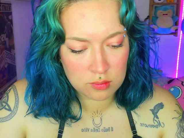 ElectricSapphire webcam