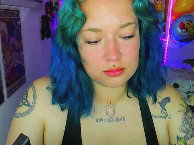 ElectricSapphire webcam