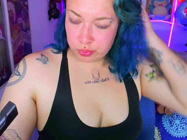 ElectricSapphire webcam