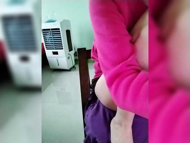 Moon18x's BongaCams show and profile