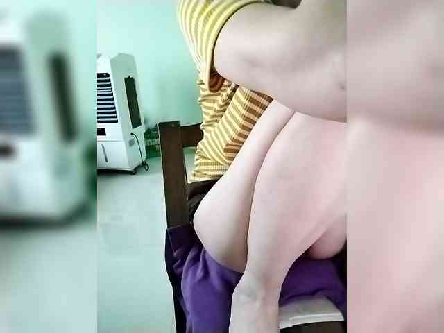 SexyGirl-18 webcam