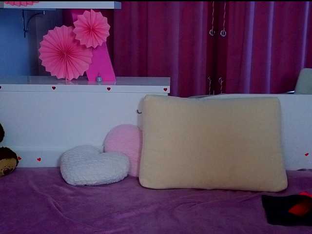 -milla---'s BongaCams show and profile