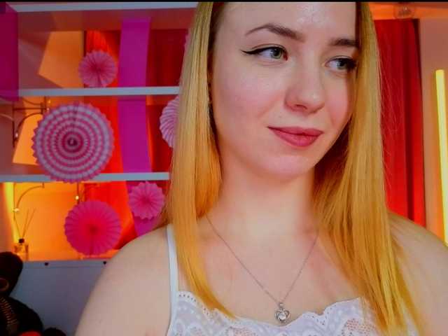 -milla---'s BongaCams show and profile