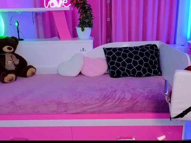 -milla--- webcam