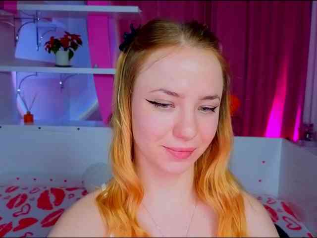 -milla--- Live Webcam on BongaCams