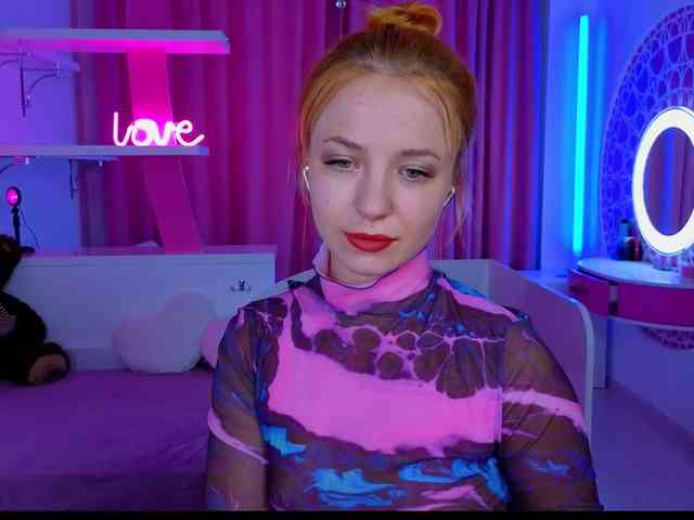 -milla--- Live Webcam on BongaCams