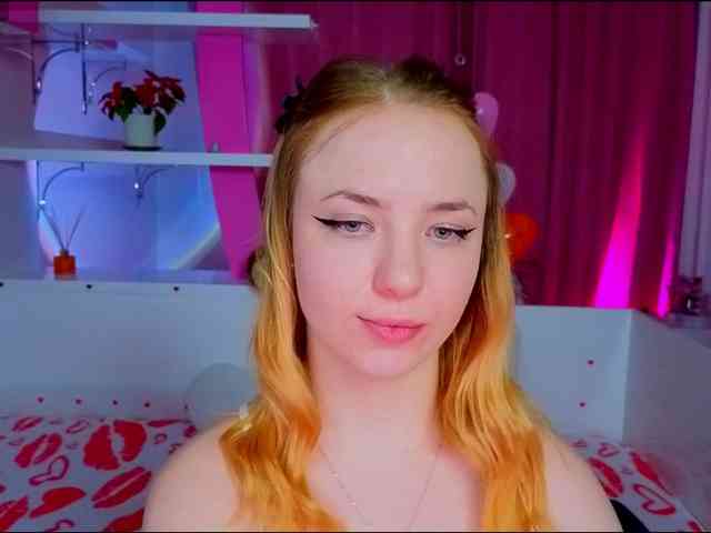 -milla--- Live Webcam on BongaCams