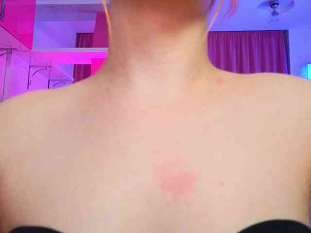 -milla--- webcam