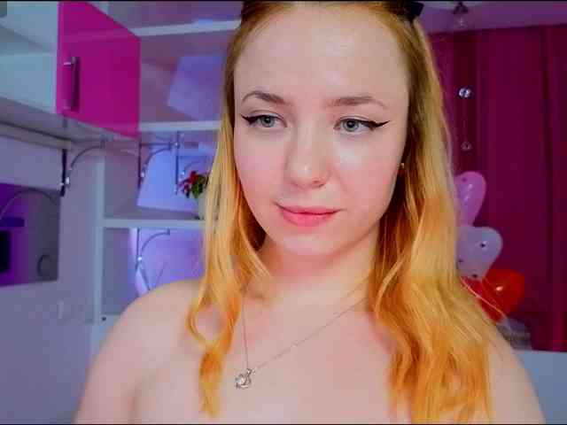 -milla--- Live Webcam on BongaCams