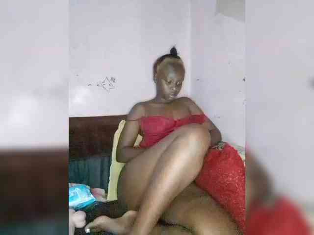 EbonyMeldine webcam