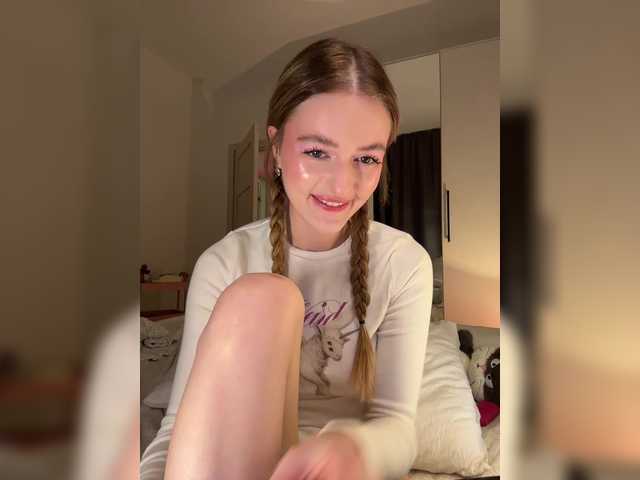 mandarinkaa live cam and statistics on UnifiedCams