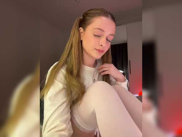 mandarinkaa's BongaCams show and profile