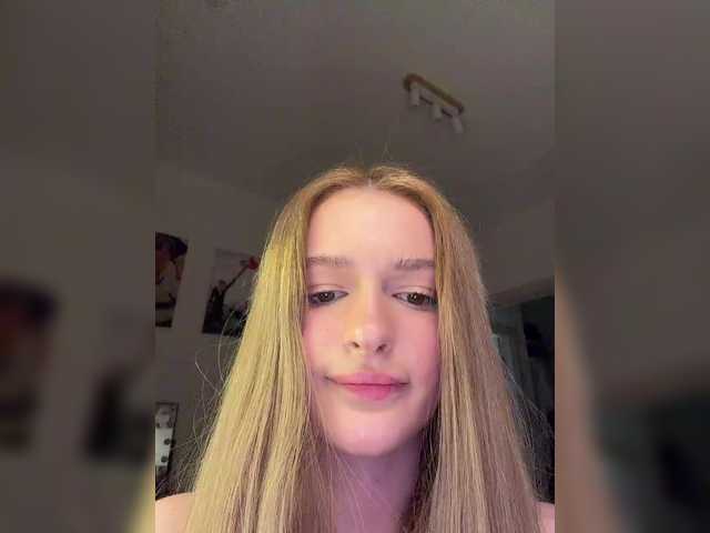 mandarinkaa's BongaCams profile