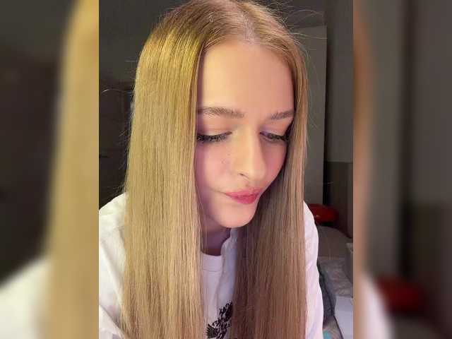 mandarinkaa's BongaCams show and profile