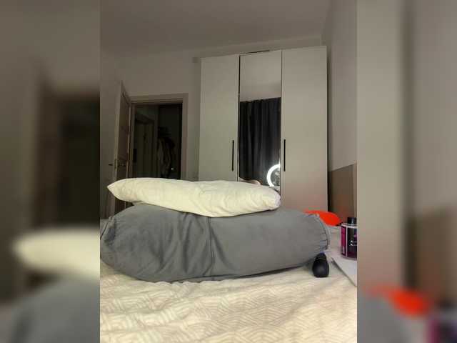 mandarinkaa's BongaCams show and profile