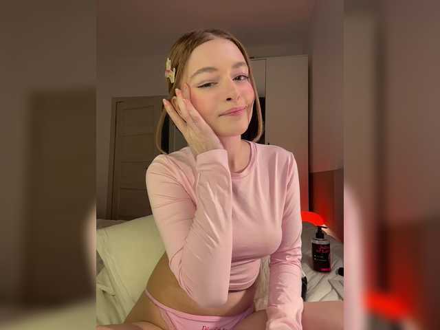 mandarinkaa's BongaCams show and profile