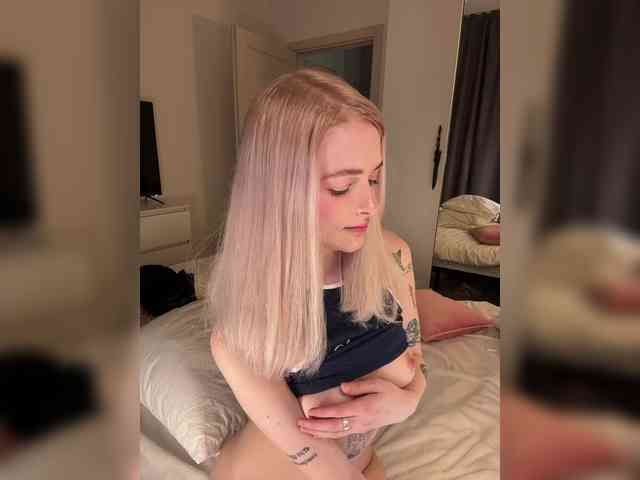 live strip chat Mandarinkaa