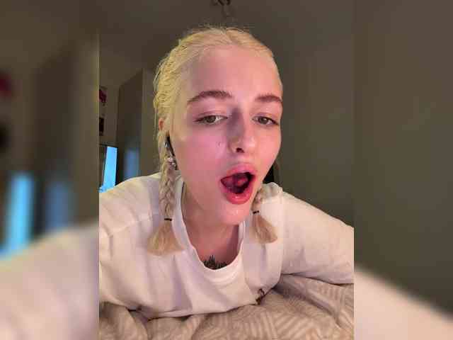 nudist chat Mandarinkaa