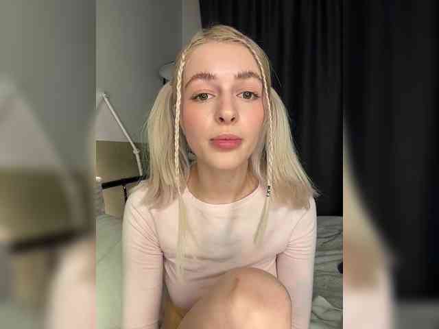 webcam nude chat Mandarinkaa