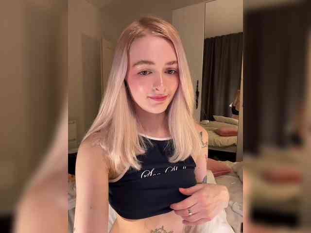 online nude webcam Mandarinkaa