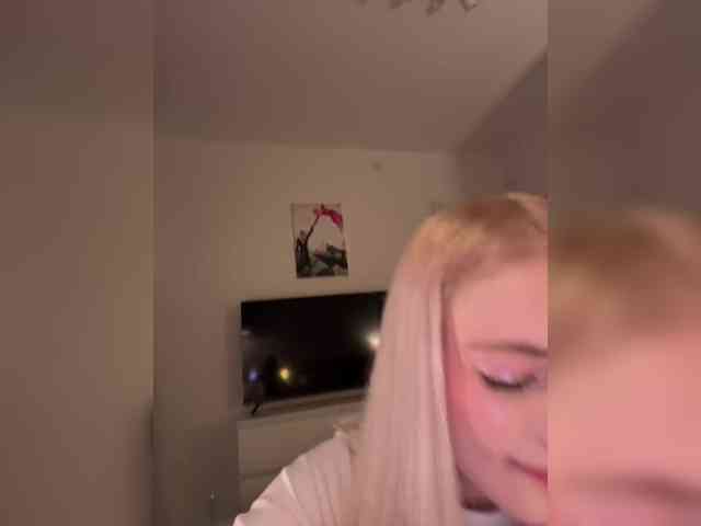 online nude webcam Mandarinkaa