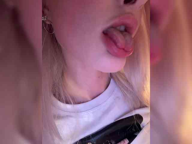 webcam nude chat Mandarinkaa