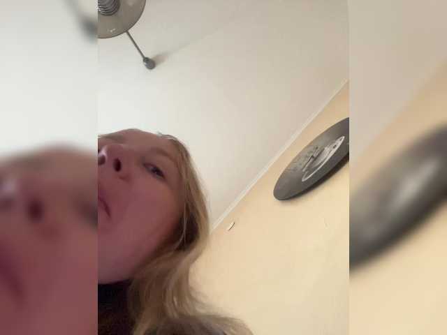 Lasiia webcam bongacams model stream image