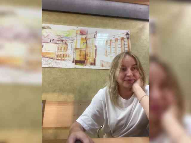 Lasiia webcam