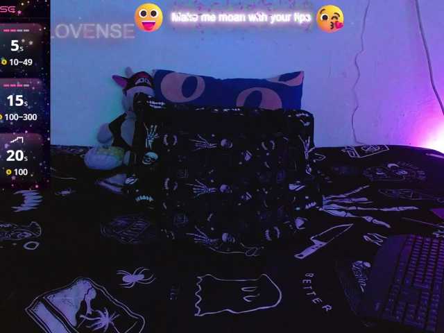 BabyNova's BongaCams show and profile