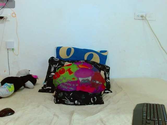 BabyNova's BongaCams show and profile